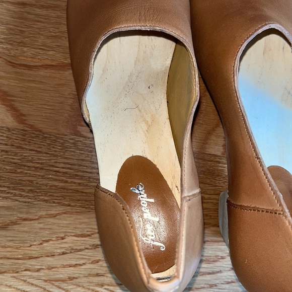 New Free People Monroe Clog size 38 or 8 - Picture 10 of 16